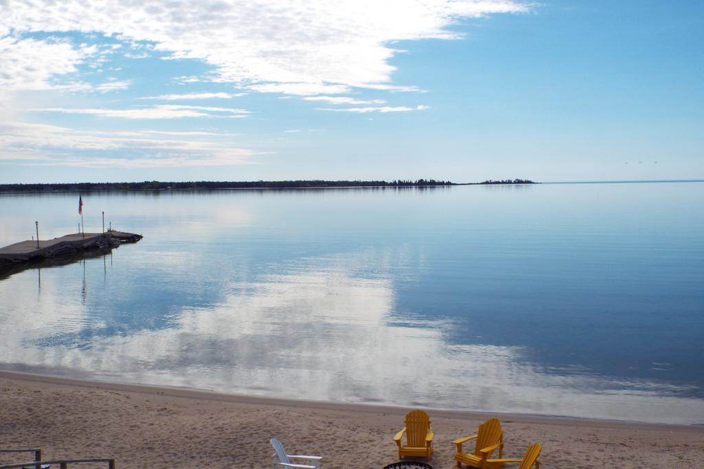 Beachfront Inn Baileys Harbor Eksteriør bilde