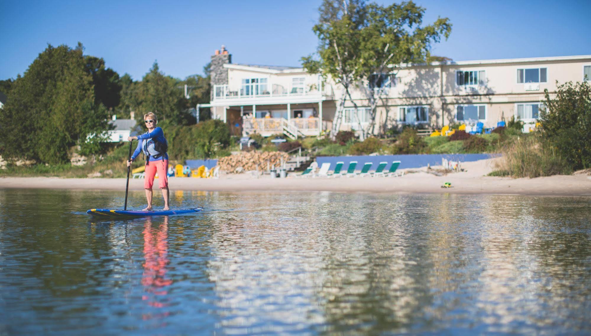 Beachfront Inn Baileys Harbor Eksteriør bilde